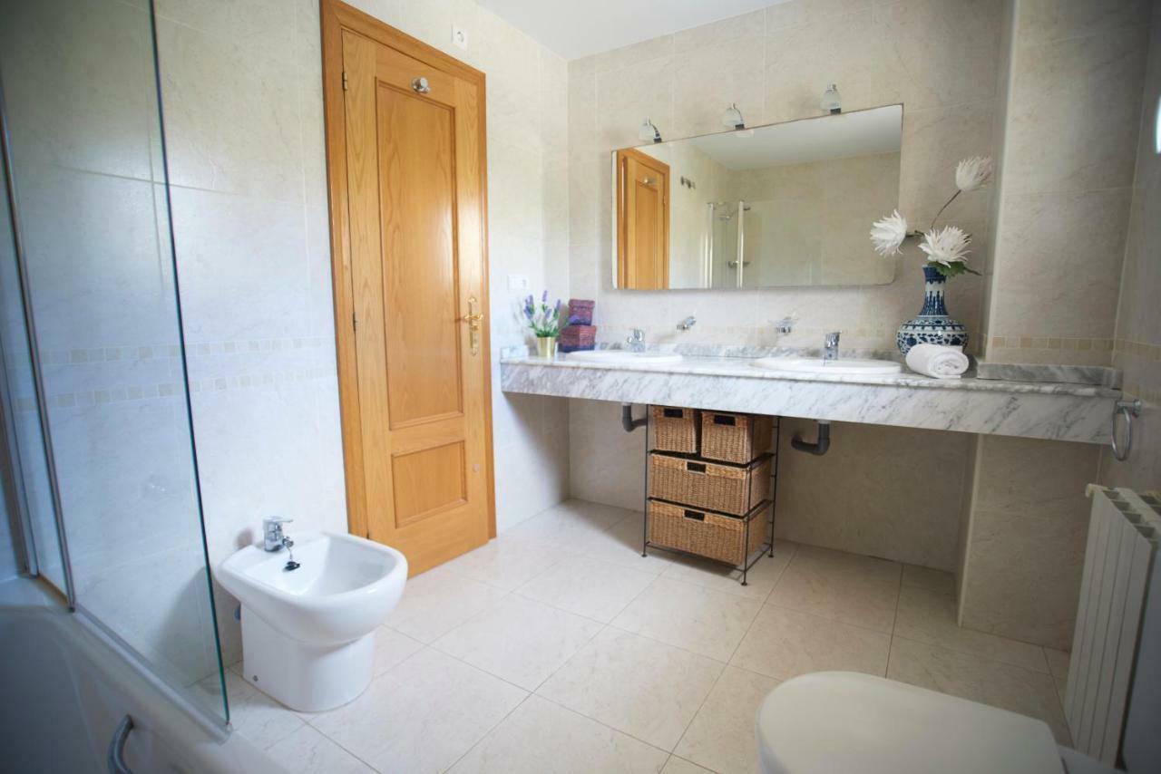 25 Villa